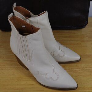INDIGO RD. SHOES WOMENS 8.5 SHOES BOOTS WHITE
